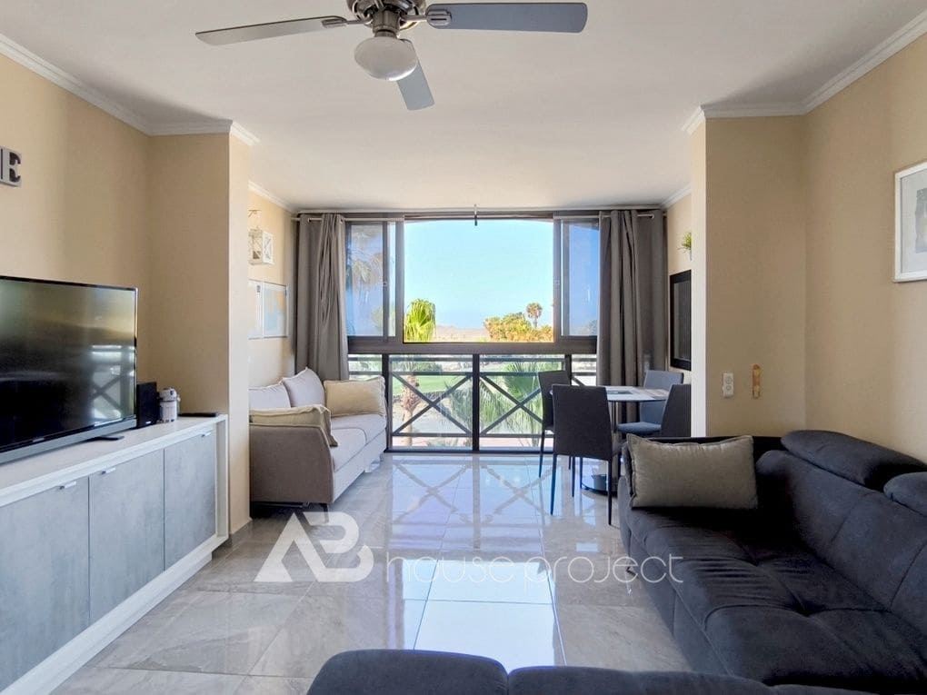 1 soverom Leilighet til salgs i San Miguel de Abona med svømmebasseng garasje - € 220 000 (Ref: 9417883)