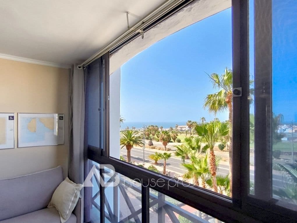 1 soverom Leilighet til salgs i San Miguel de Abona med svømmebasseng garasje - € 220 000 (Ref: 9417883)