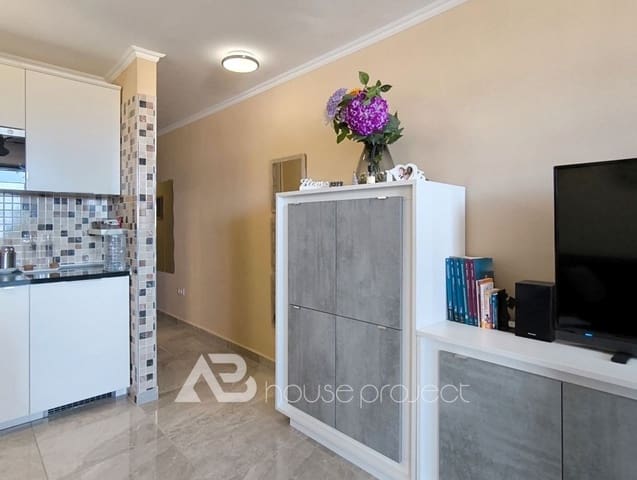 1 sypialnia Mieszkanie na sprzedaż w San Miguel de Abona z basenem garażem - 220 000 € (Ref: 9417883)