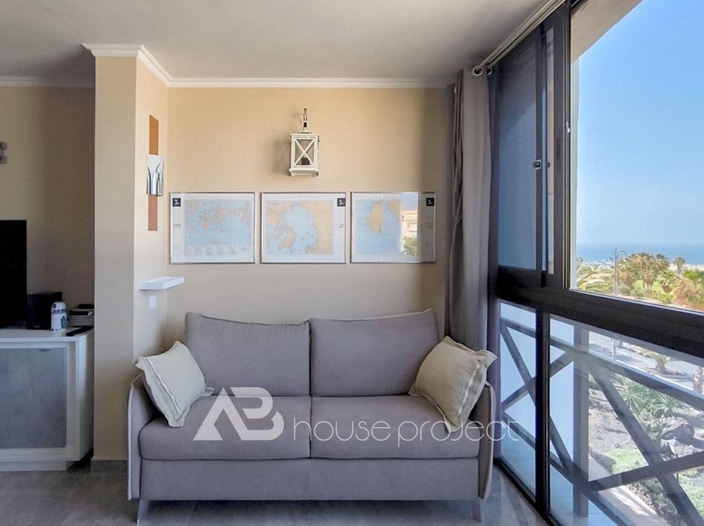 1 soverom Leilighet til salgs i San Miguel de Abona med svømmebasseng garasje - € 220 000 (Ref: 9417883)