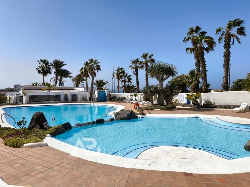 1 soverom Leilighet til salgs i San Miguel de Abona med svømmebasseng garasje - € 220 000 (Ref: 9417883)