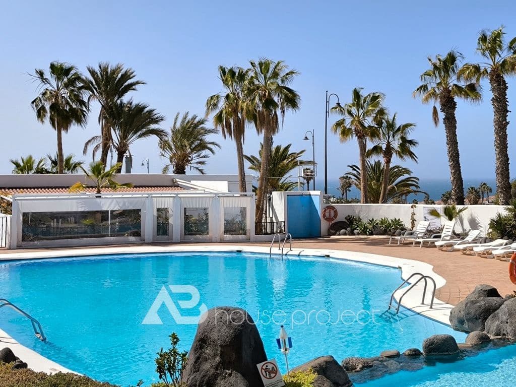 1 soverom Leilighet til salgs i San Miguel de Abona med svømmebasseng garasje - € 220 000 (Ref: 9417883)