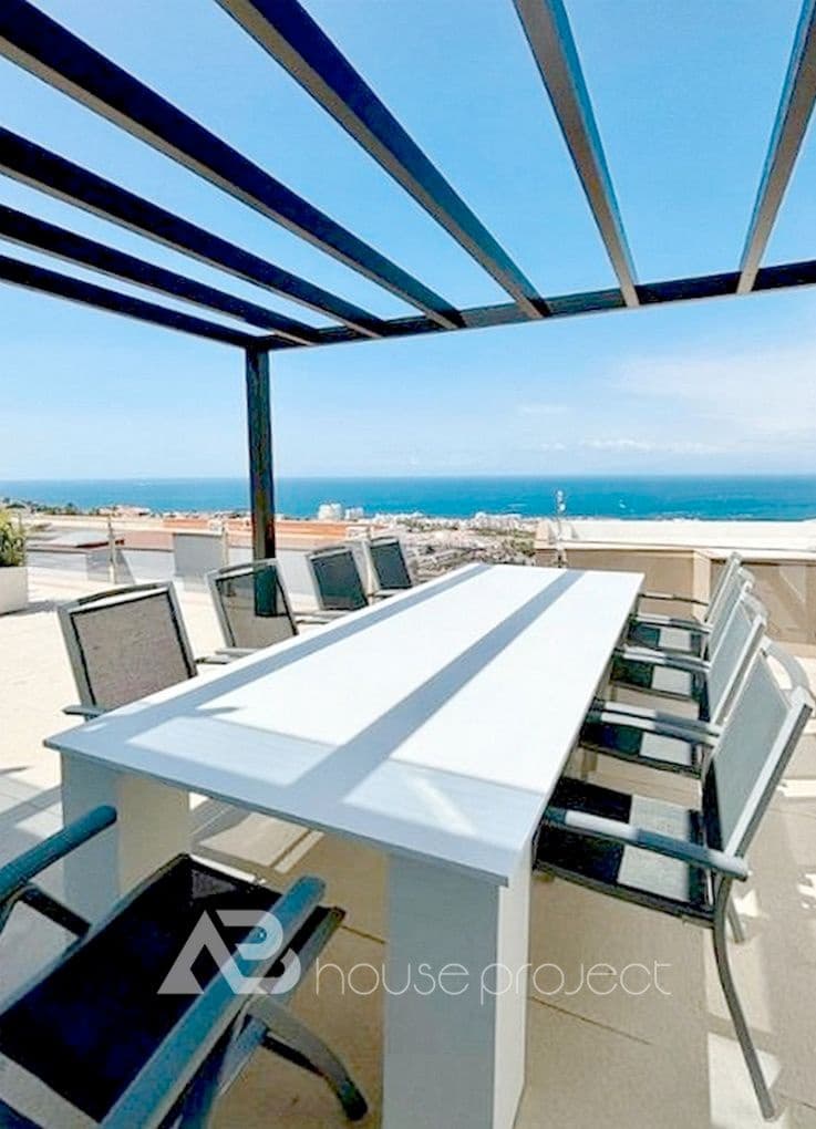 3 quarto Moradia para venda em Adeje com piscina garagem - 999 000 € (Ref: 9417886)