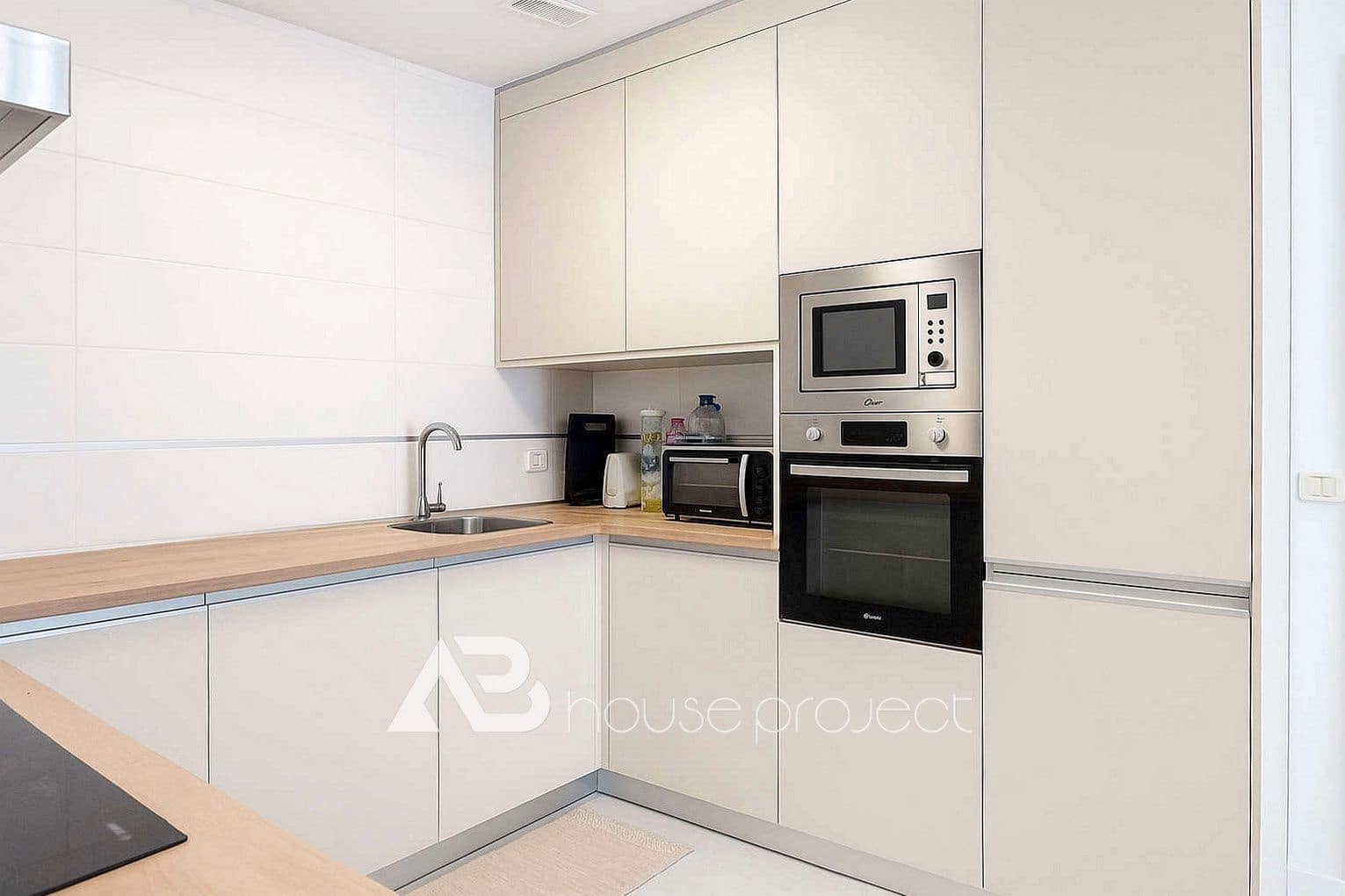 2 soverom Leilighet til salgs i Adeje med garasje - € 265 000 (Ref: 9417887)