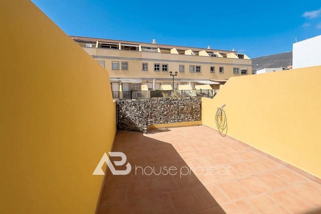 3 slaapkamer Huis te koop in Valle de San Lorenzo, Arona met garage - € 290.000 (Ref: 9417891)