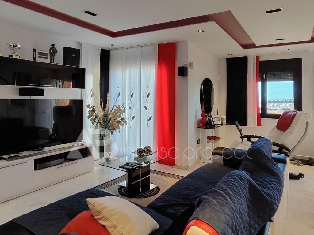 4 soveværelse Villa til salg i San Miguel de Abona med swimmingpool garage - € 892.000 (Ref: 9419351)