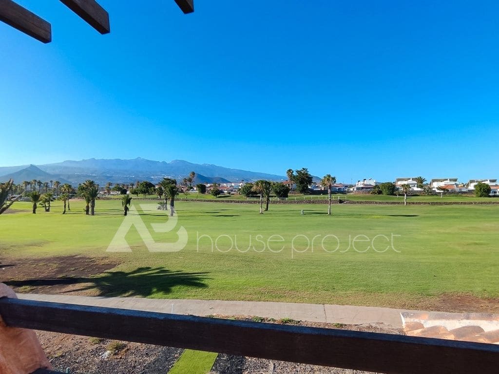 4 soveværelse Villa til salg i San Miguel de Abona med swimmingpool garage - € 892.000 (Ref: 9419351)