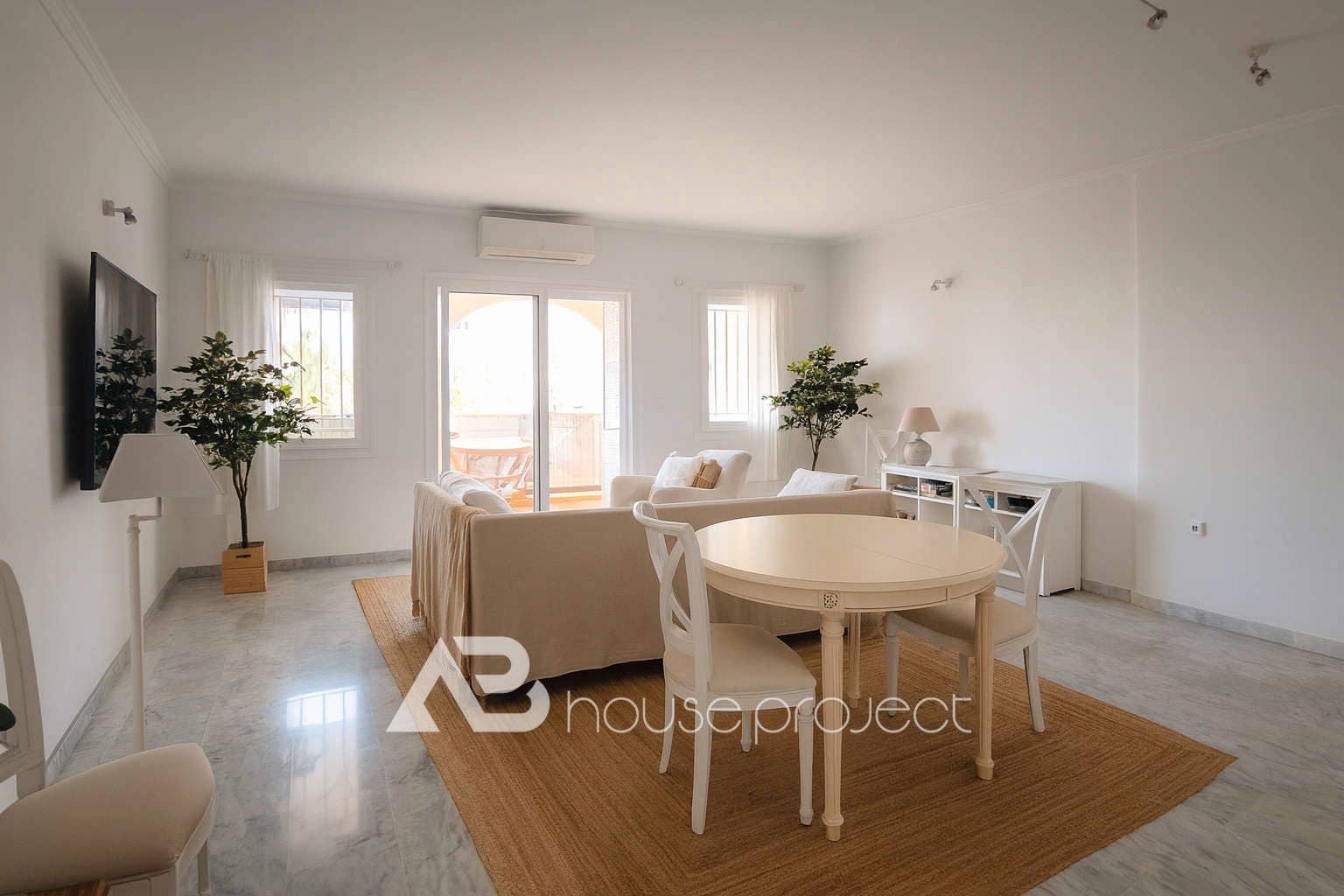 1 bedroom Flat for sale in Arona with pool - € 320,000 (Ref: 9419352)