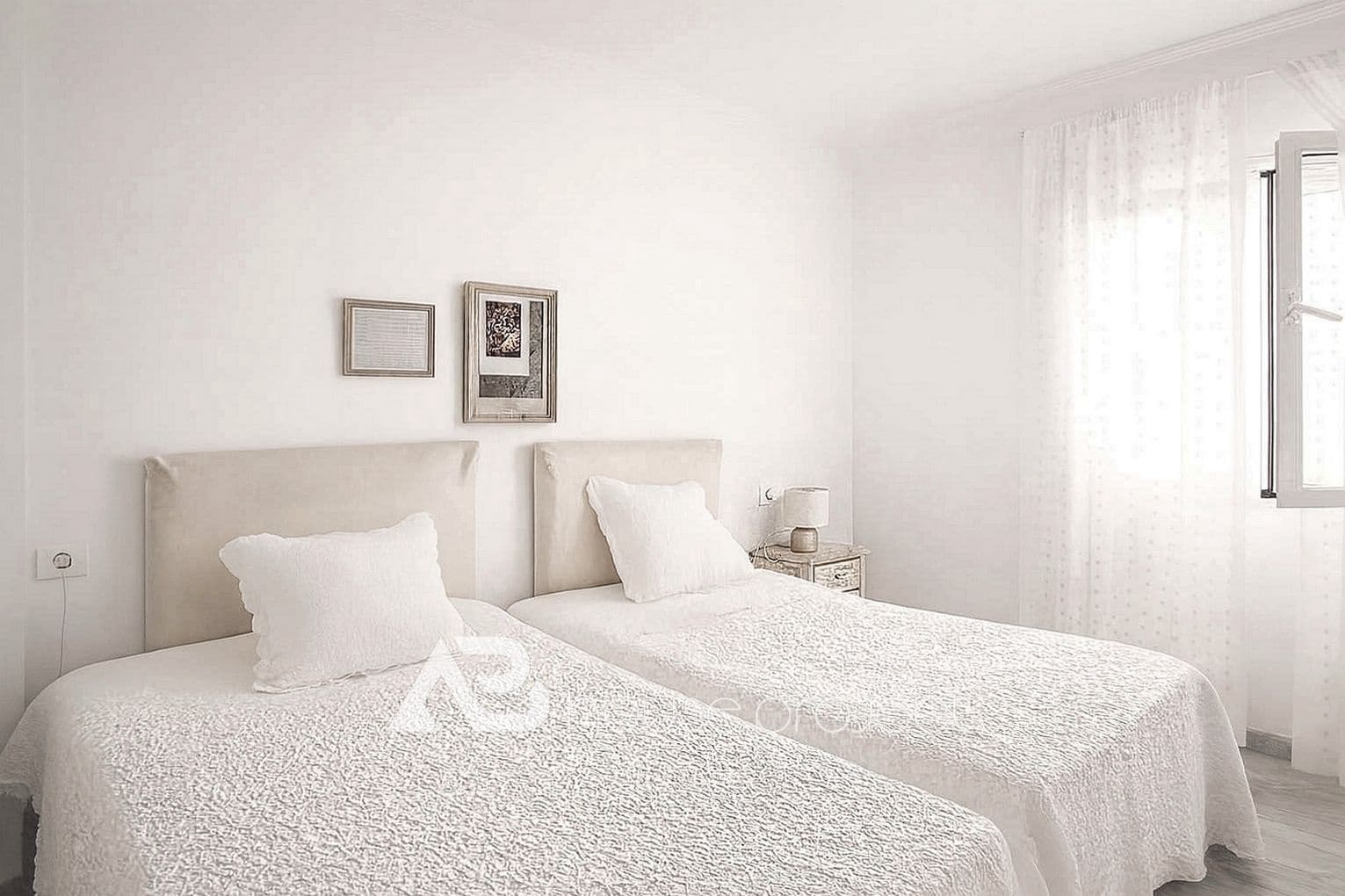 1 bedroom Flat for sale in Arona with pool - € 320,000 (Ref: 9419352)