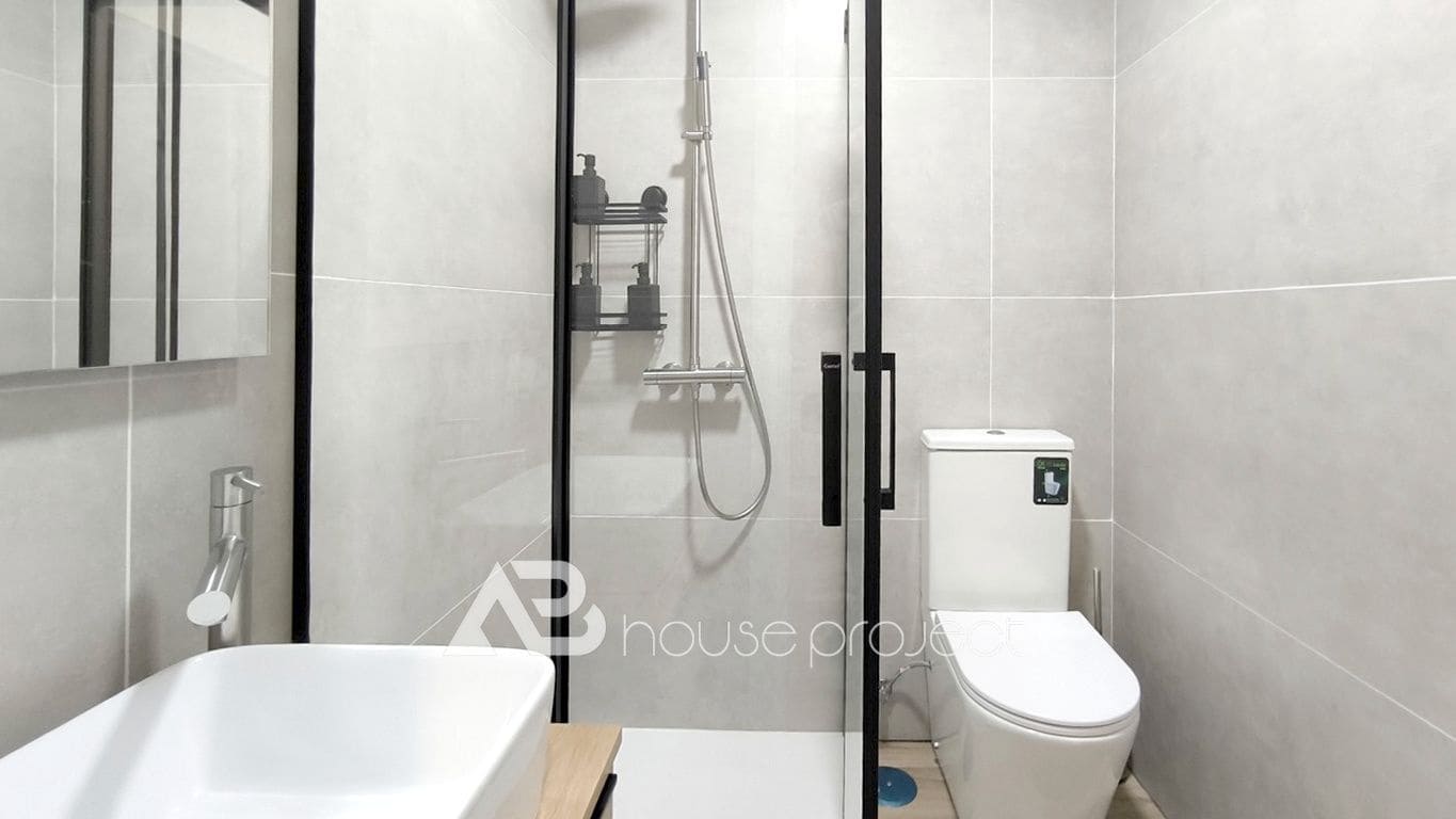 2 bedroom Flat for sale in Arona with pool - € 350,000 (Ref: 9419353)