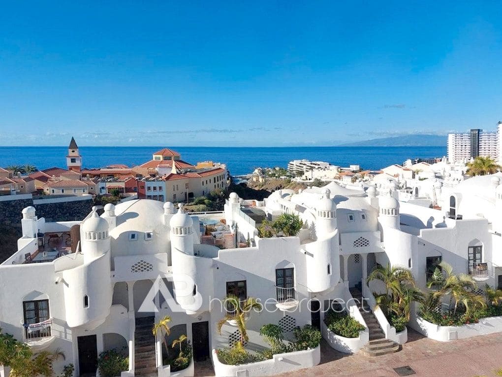 3 sovrum Lägenhet till salu i Adeje med pool garage - 590 000 € (Ref: 9426276)