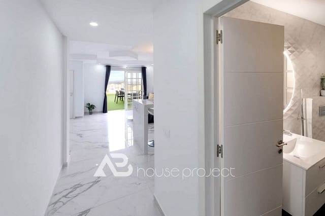 Piso de 1 habitación en Torviscas Centro y Alto, Adeje en venta con piscina - 299.000 € (Ref: 9432654)