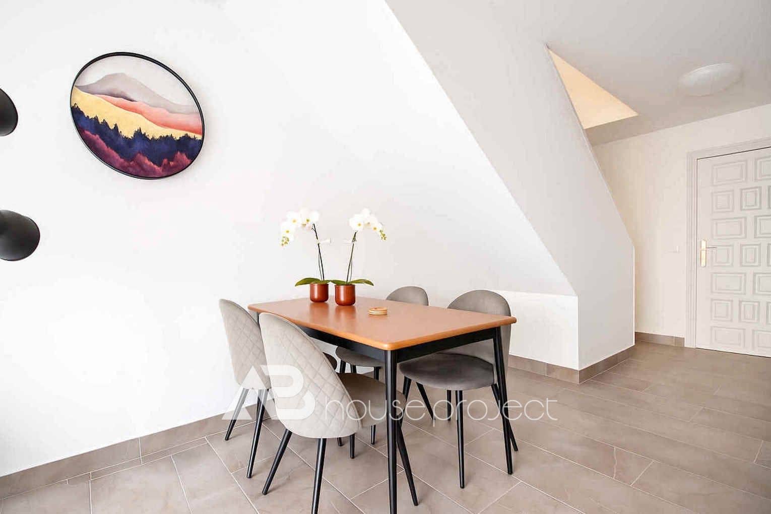 2 Zimmer Penthouse zu verkaufen in Arona mit Garage - 325.000 € (Ref: 9447061)