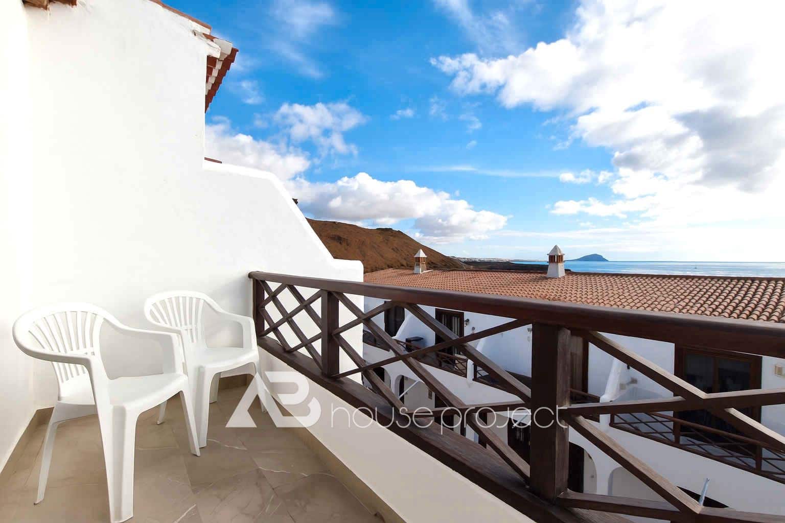 2 Zimmer Penthouse zu verkaufen in Arona mit Garage - 325.000 € (Ref: 9447061)