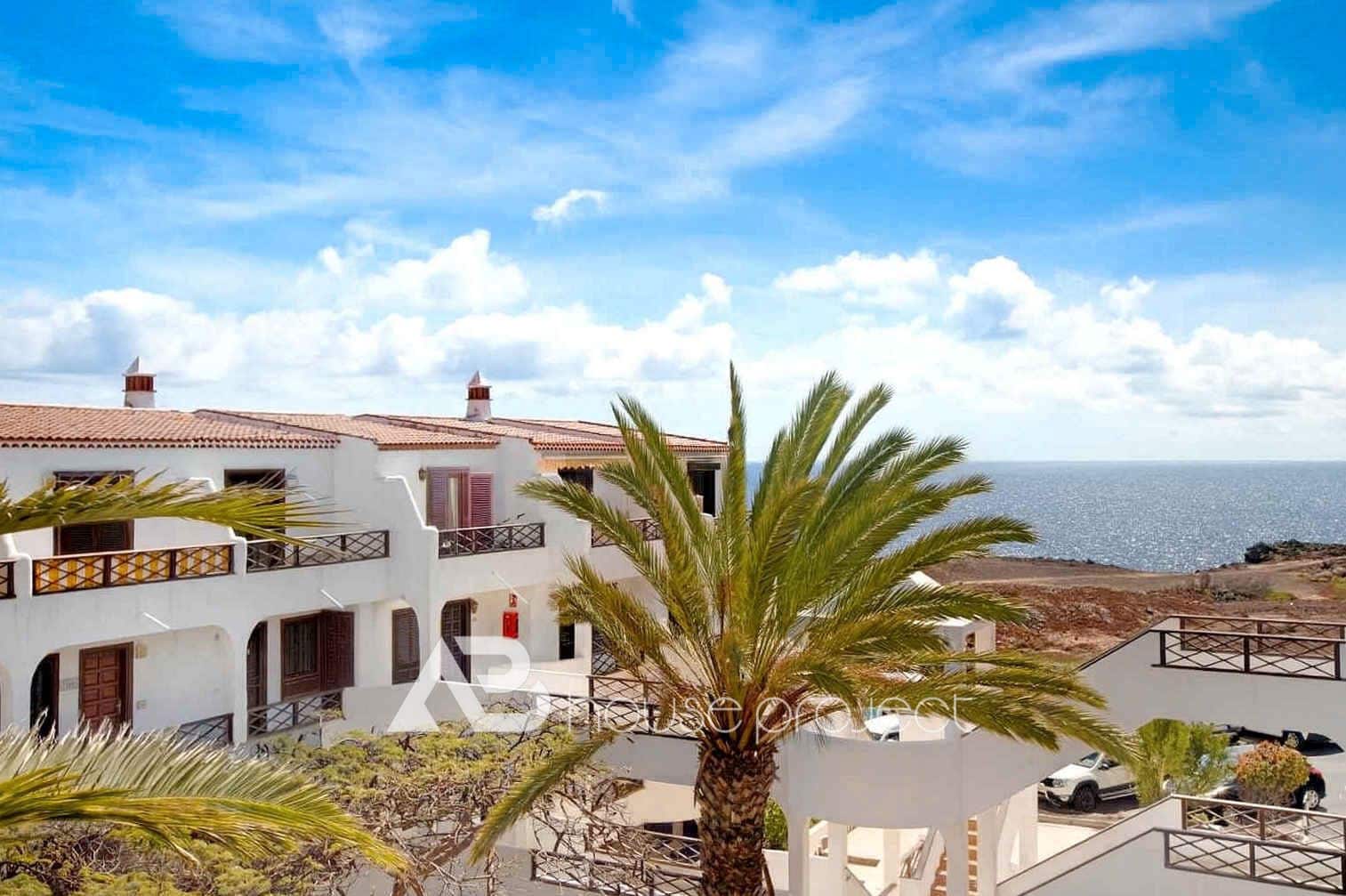 2 Zimmer Penthouse zu verkaufen in Arona mit Garage - 325.000 € (Ref: 9447061)