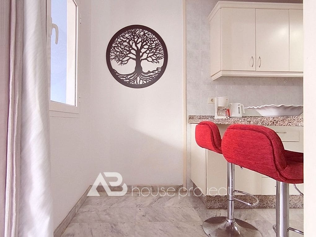 1 bedroom Flat for sale in Arona - € 285,000 (Ref: 9447063)