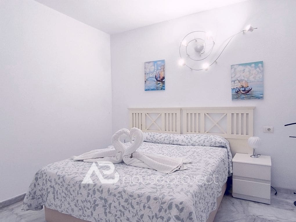 1 bedroom Flat for sale in Arona - € 285,000 (Ref: 9447063)