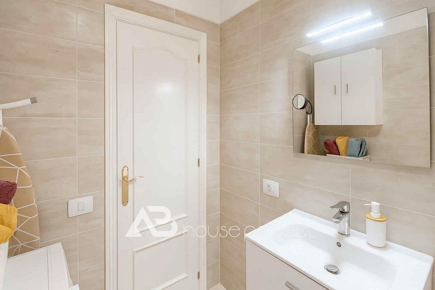 1 bedroom Flat for sale in Arona - € 299,000 (Ref: 9447067)