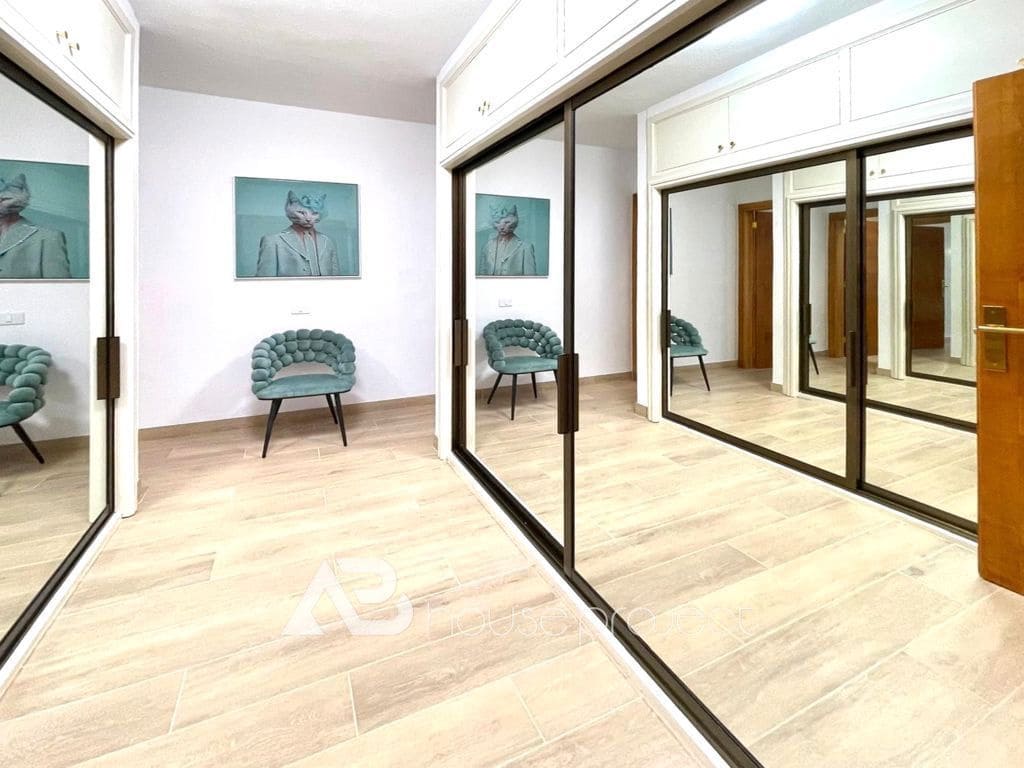 3 makuuhuone Kattohuoneisto myytävänä paikassa Adeje mukana uima-altaan - 1 200 000 € (Ref: 9470996)