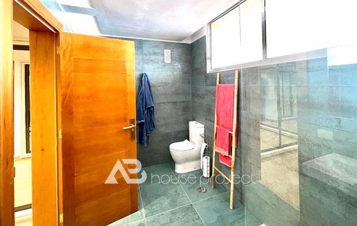 3 makuuhuone Kattohuoneisto myytävänä paikassa Adeje mukana uima-altaan - 1 200 000 € (Ref: 9470996)