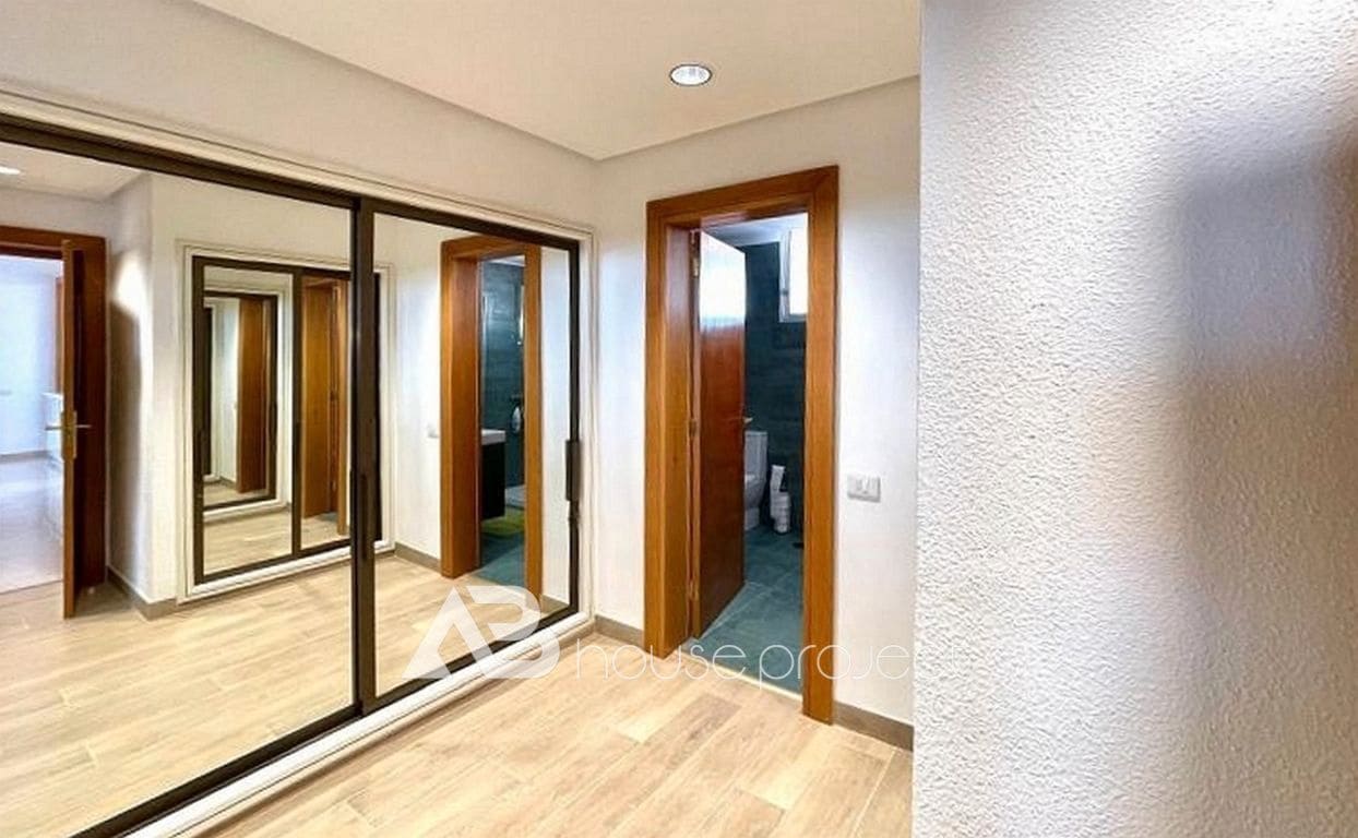 3 makuuhuone Kattohuoneisto myytävänä paikassa Adeje mukana uima-altaan - 1 200 000 € (Ref: 9470996)