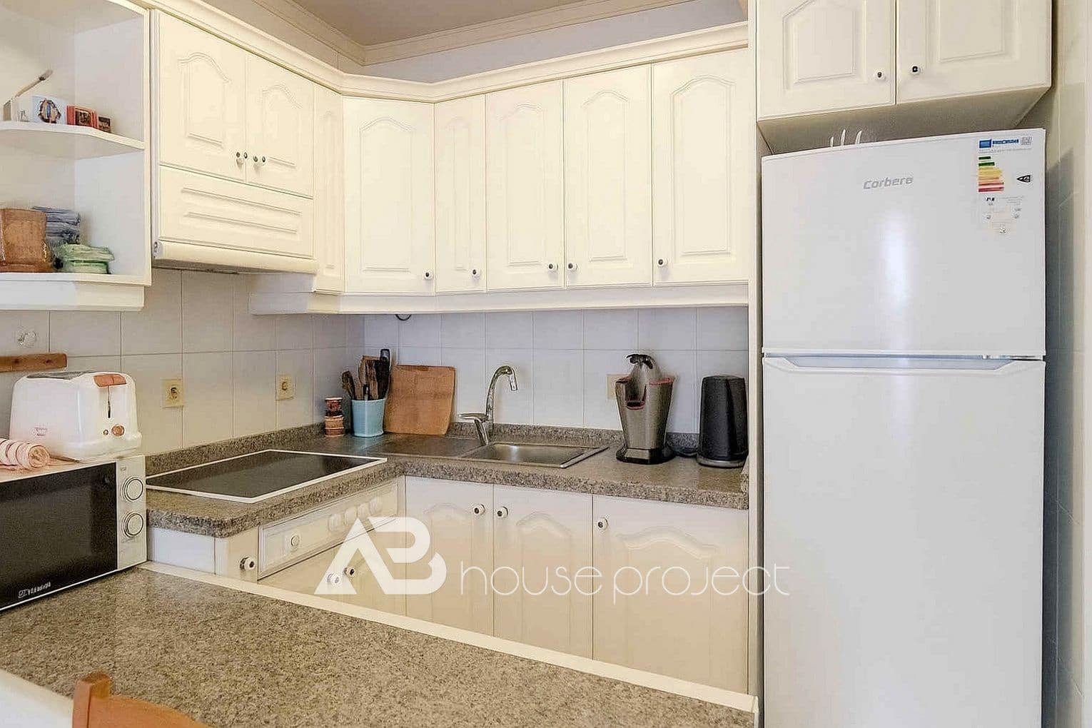 2 bedroom Flat for sale in Arona - € 399,000 (Ref: 9499938)