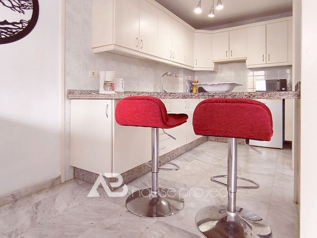 1 bedroom Flat for sale in Arona with pool - € 285,000 (Ref: 9500186)