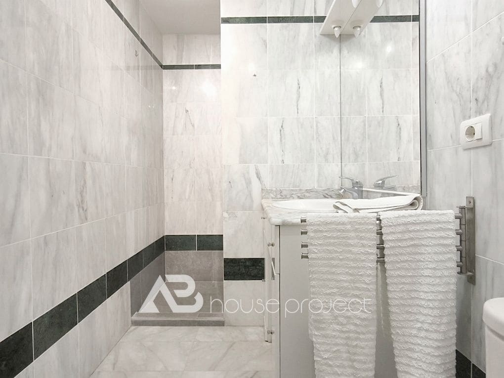 1 bedroom Flat for sale in Arona with pool - € 285,000 (Ref: 9500186)