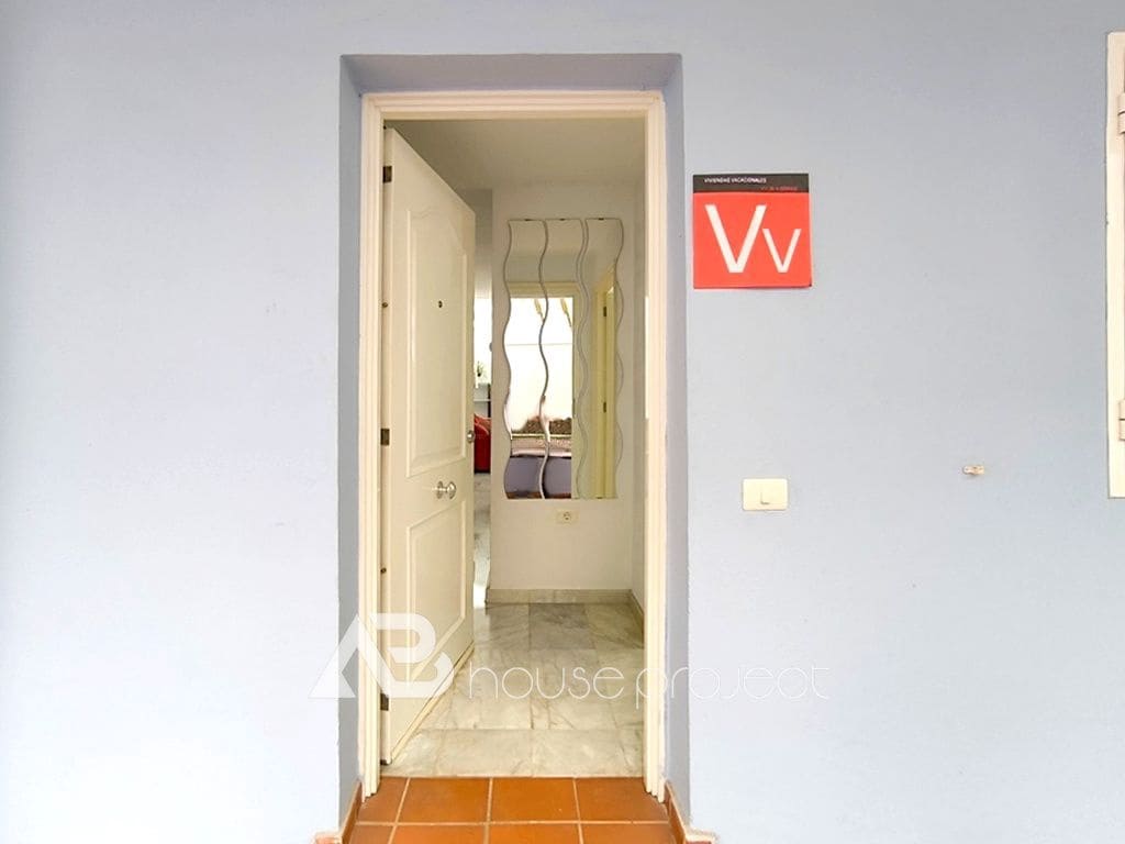 1 bedroom Flat for sale in Arona with pool - € 285,000 (Ref: 9500186)