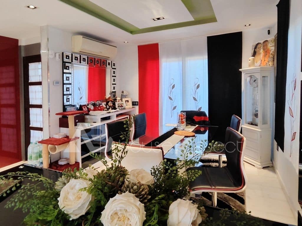 4 bedroom Villa for sale in San Miguel de Abona with pool garage - € 892,000 (Ref: 9500191)