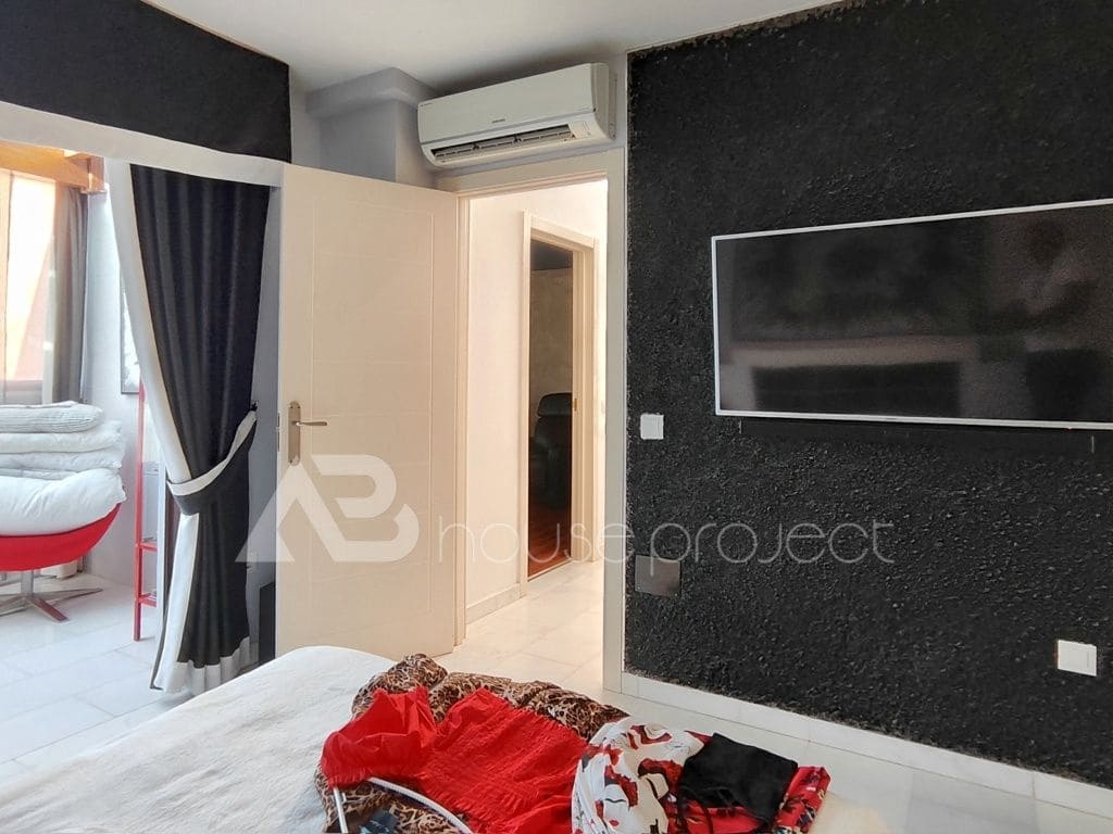 4 bedroom Villa for sale in San Miguel de Abona with pool garage - € 892,000 (Ref: 9500191)