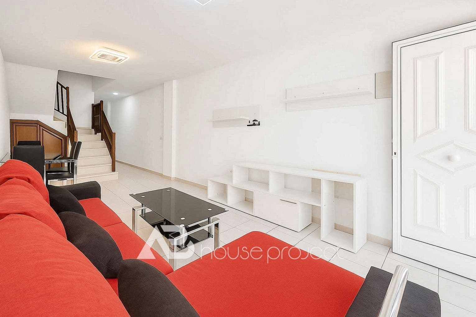 3 bedroom Townhouse for sale in Arona with garage - € 290,000 (Ref: 9500192)