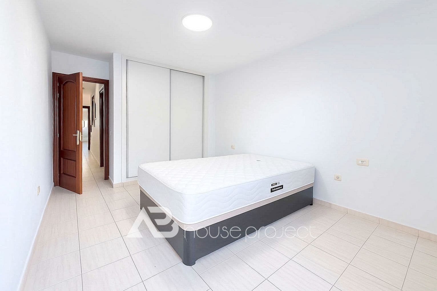 3 bedroom Townhouse for sale in Arona with garage - € 290,000 (Ref: 9500192)