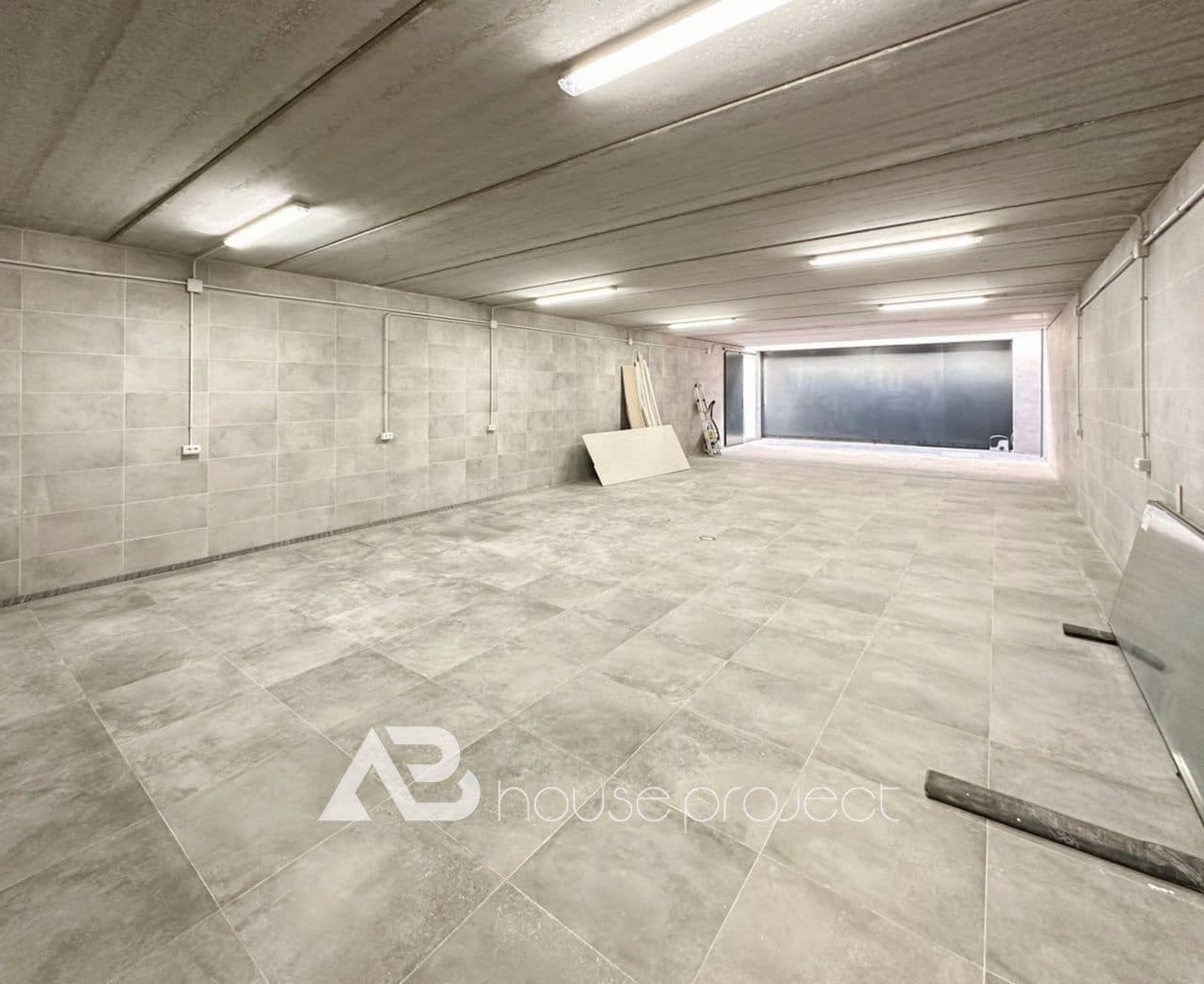 4 bedroom Villa for sale in Adeje with pool garage - € 1,800,000 (Ref: 9500502)