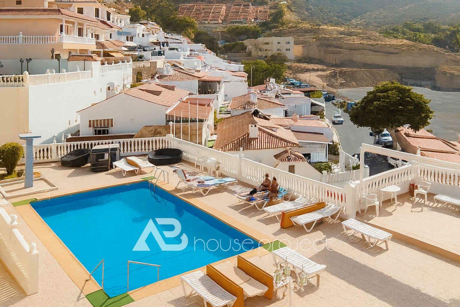 Studio til salg i Adeje med swimmingpool - € 189.000 (Ref: 9566285)