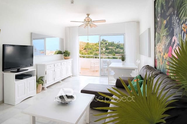 2 slaapkamer Flat te koop in San Eugenio Alto, Adeje met zwembad - € 399.000 (Ref: 9566288)