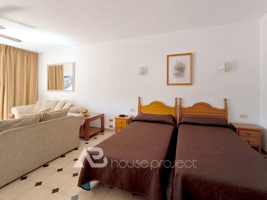 Studio til salg i Adeje med swimmingpool - € 239.000 (Ref: 9566290)