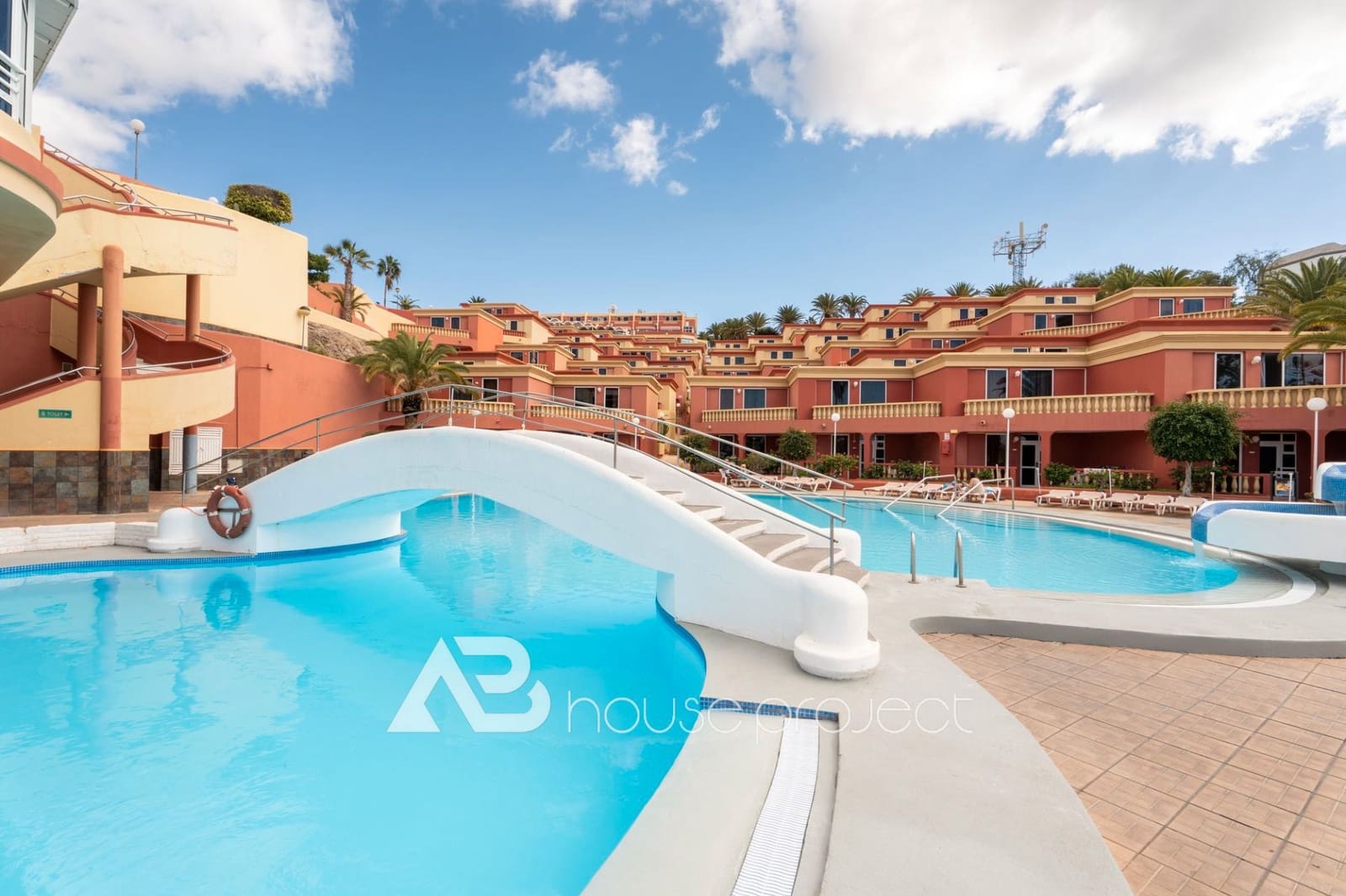 1 chambre Appartement à vendre à Adeje avec piscine garage - 265 000 € (Ref: 9566474)