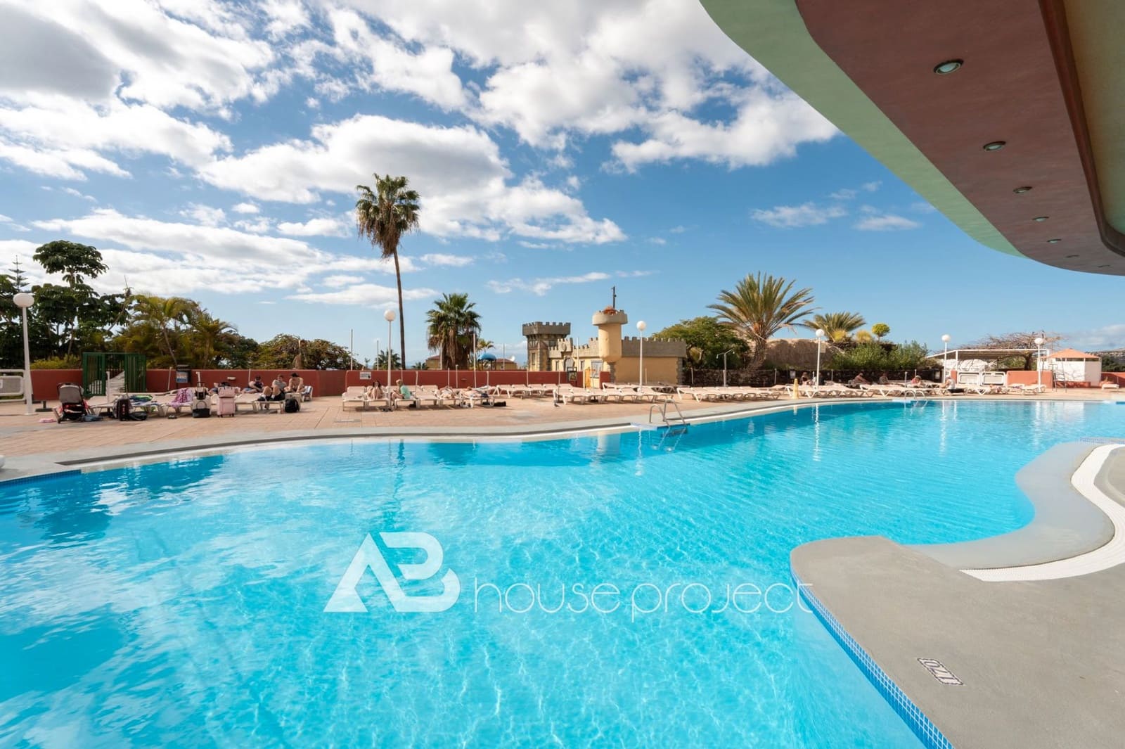 1 chambre Appartement à vendre à Adeje avec piscine garage - 265 000 € (Ref: 9566474)