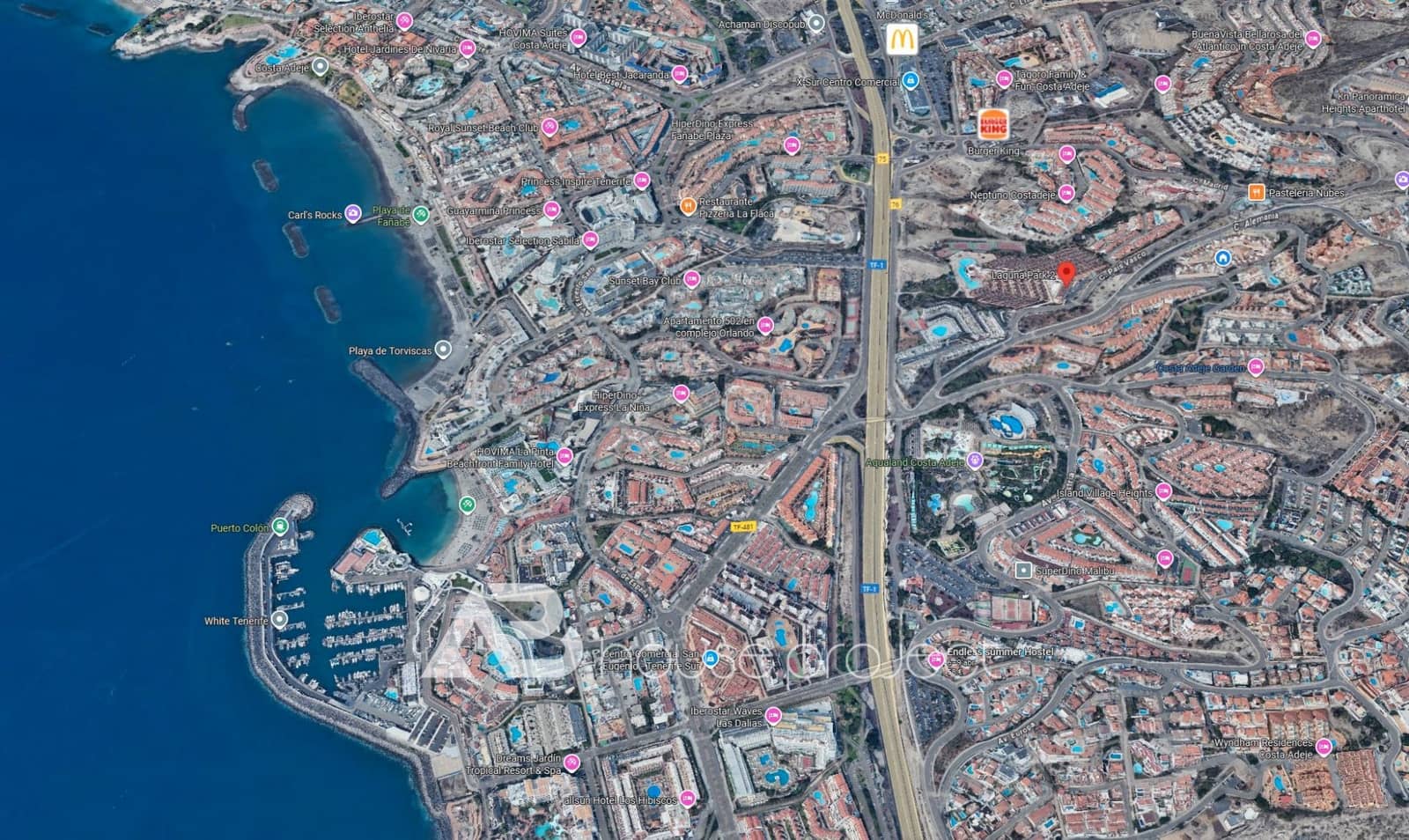 1 chambre Appartement à vendre à Adeje avec piscine garage - 265 000 € (Ref: 9566474)