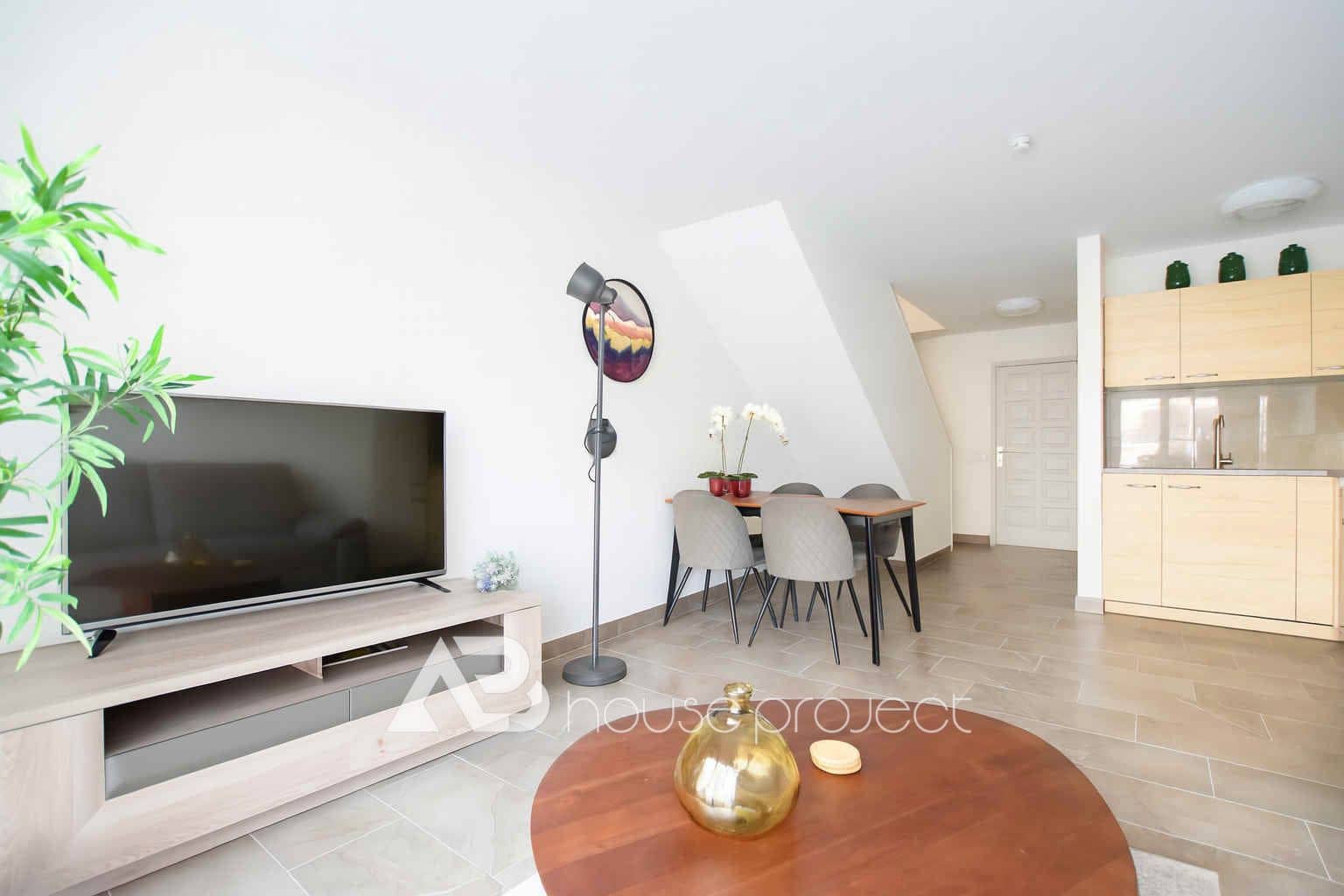 Ático de 2 habitaciones en Arona en venta con garaje - 325.000 € (Ref: 9572190)