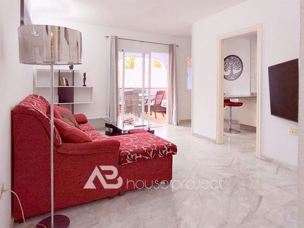 1 slaapkamer Flat te koop in Arona met zwembad - € 285.000 (Ref: 9572260)