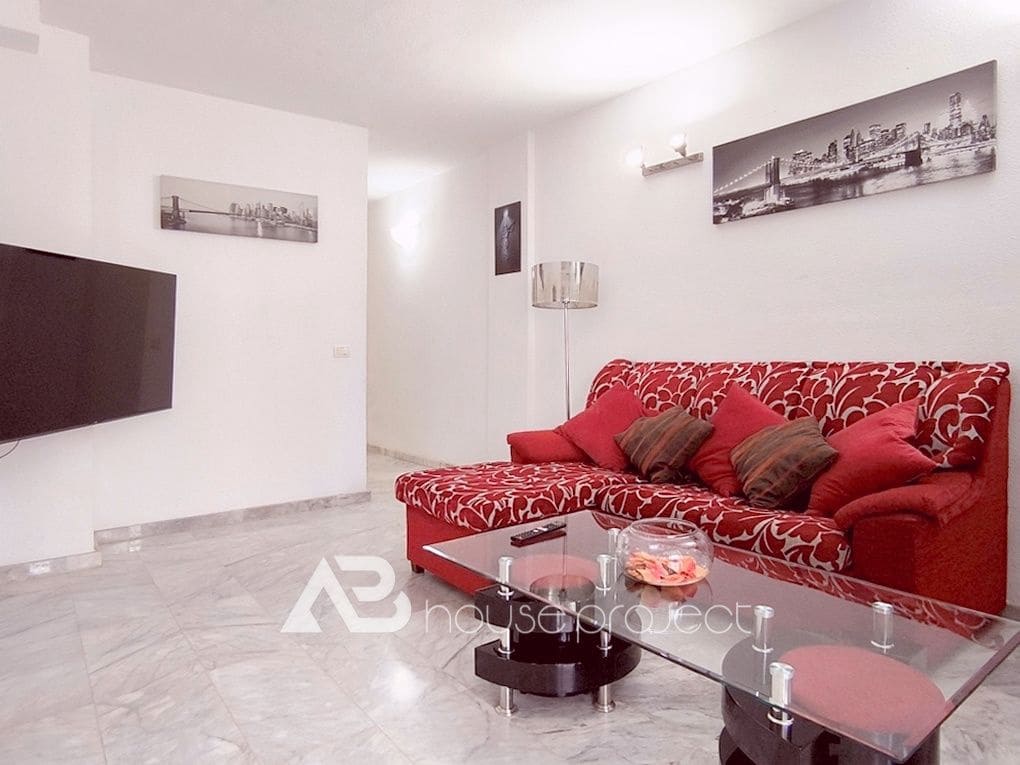 1 slaapkamer Flat te koop in Arona met zwembad - € 285.000 (Ref: 9572260)