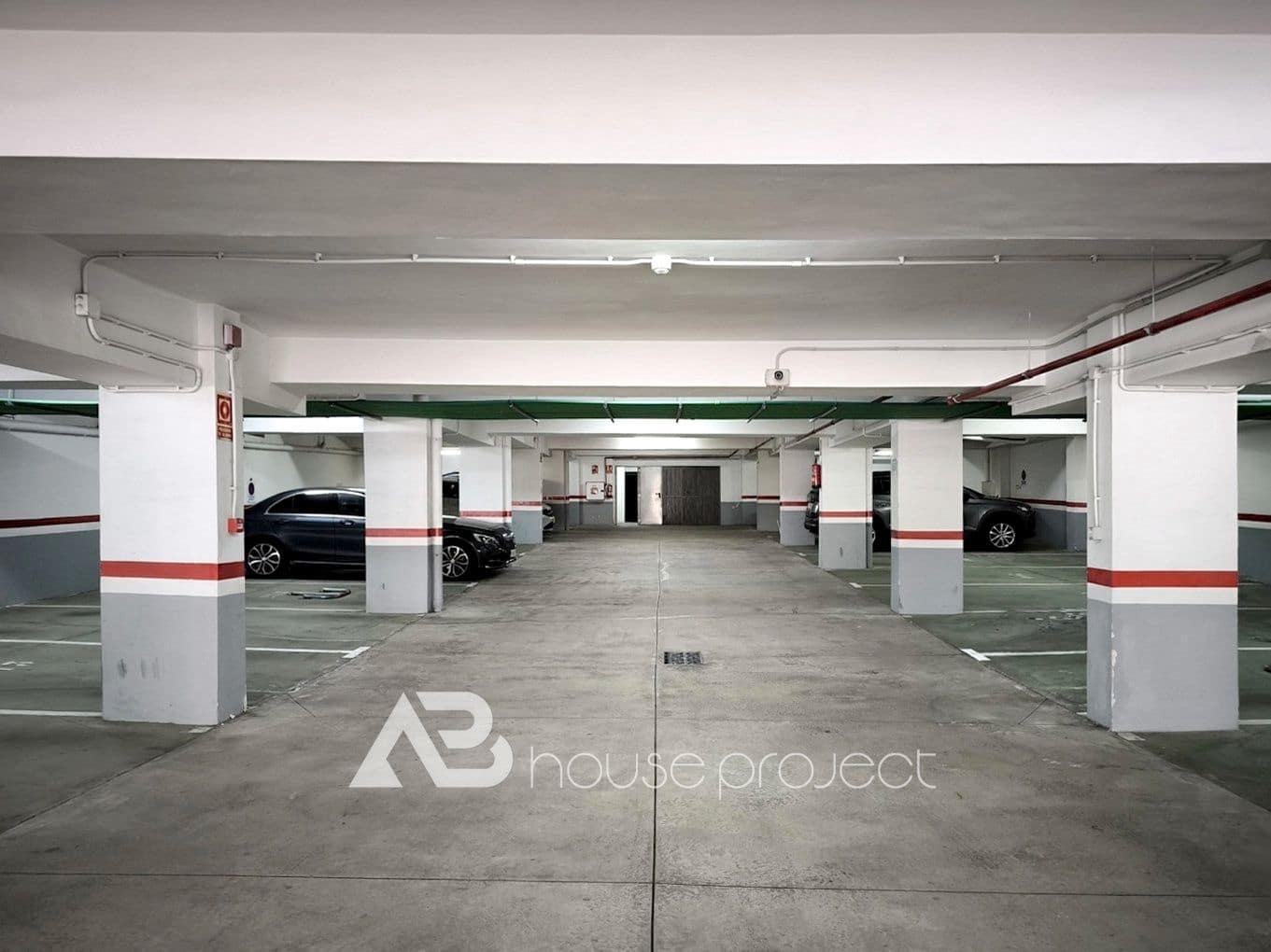 2 slaapkamer Flat te koop in Adeje met zwembad garage - € 475.000 (Ref: 9572266)