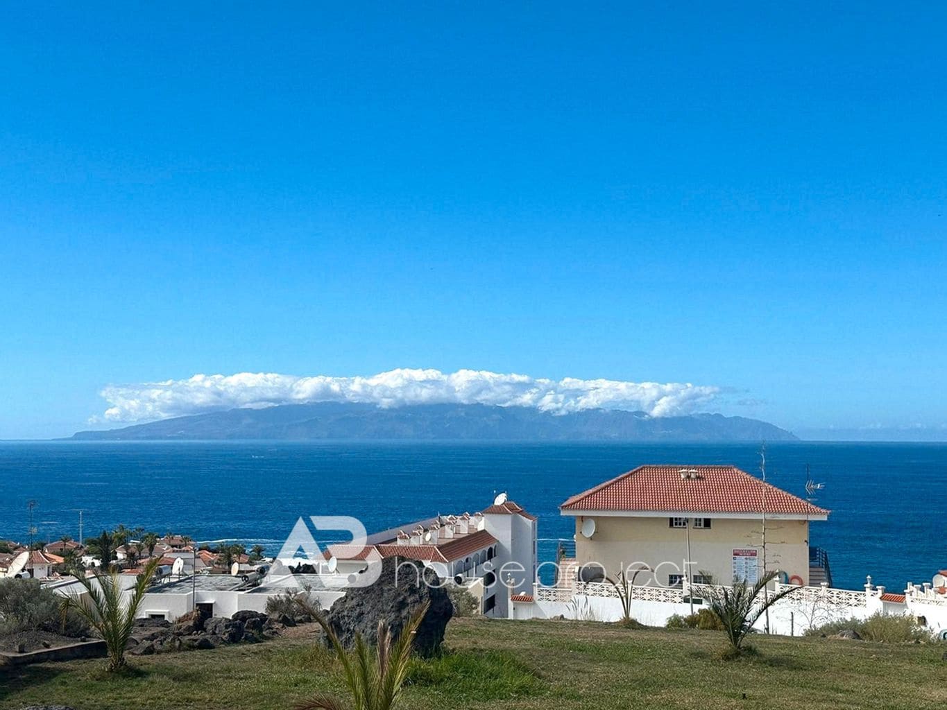 3 soverom Villa til salgs i Santiago del Teide med svømmebasseng garasje - € 1 080 000 (Ref: 9573449)