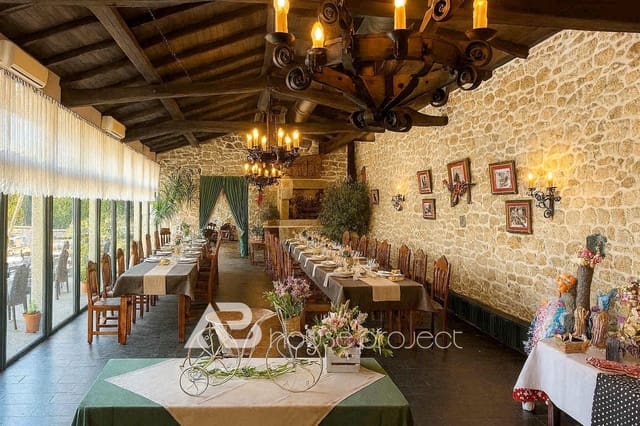 Hotel de 10 habitaciones en Monterroso en venta - 1.245.000 € (Ref: 9618144)