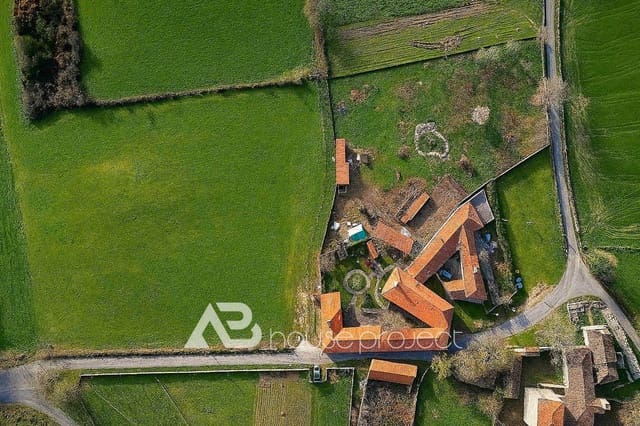 Hotel de 10 habitaciones en Monterroso en venta - 1.245.000 € (Ref: 9618144)