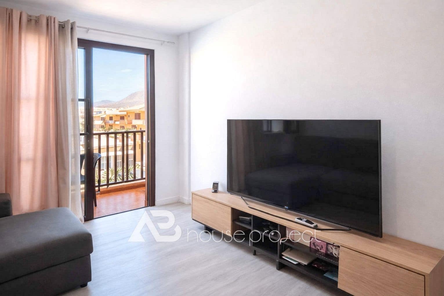 2 sovrum Lägenhet till salu i Arona med pool garage - 269 000 € (Ref: 9626139)