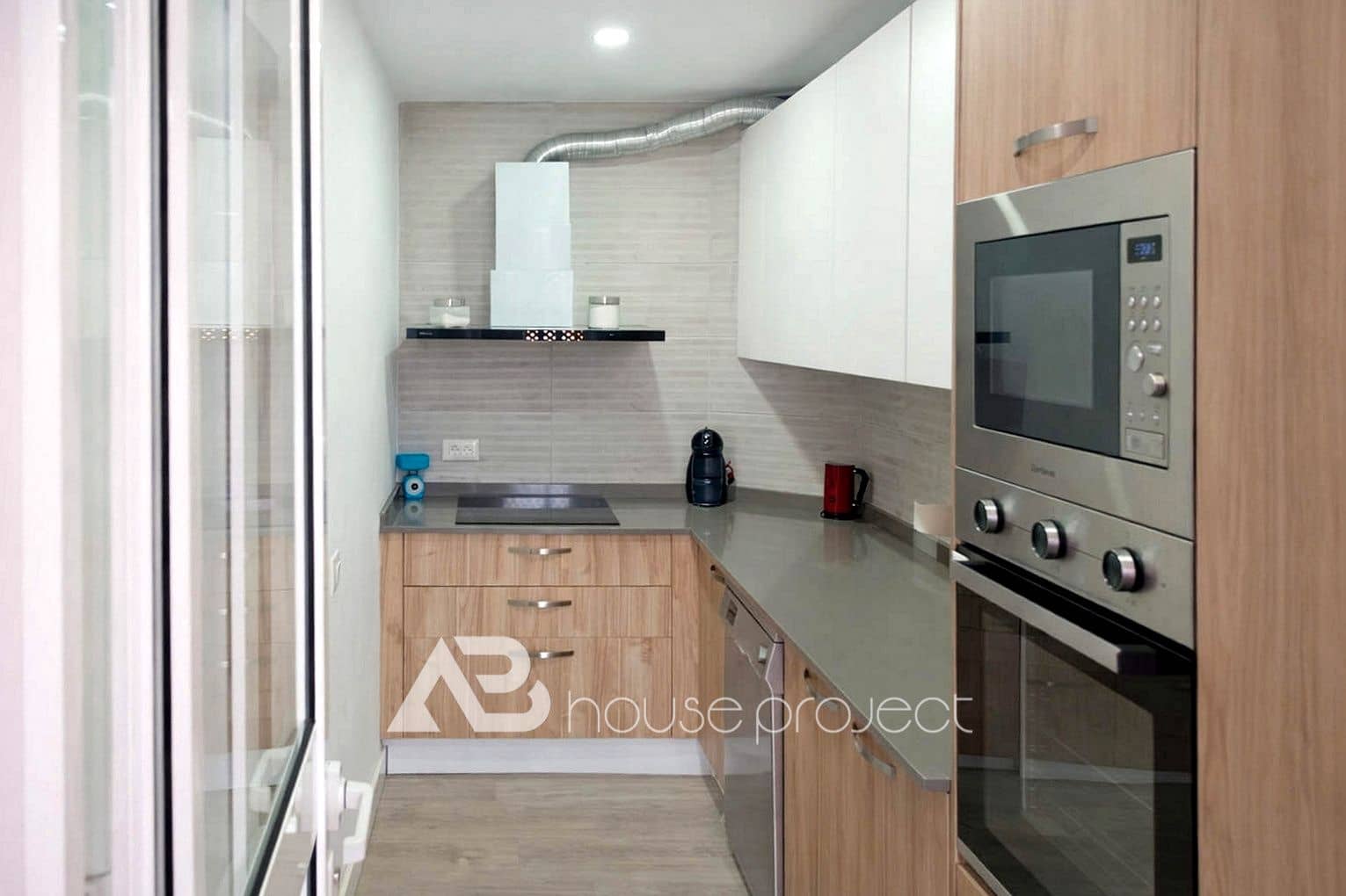 2 sovrum Lägenhet till salu i Arona med pool garage - 269 000 € (Ref: 9626139)