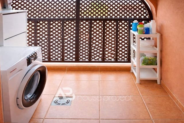 2 sovrum Lägenhet till salu i Costa del Silencio, Arona med pool garage - 269 000 € (Ref: 9626139)